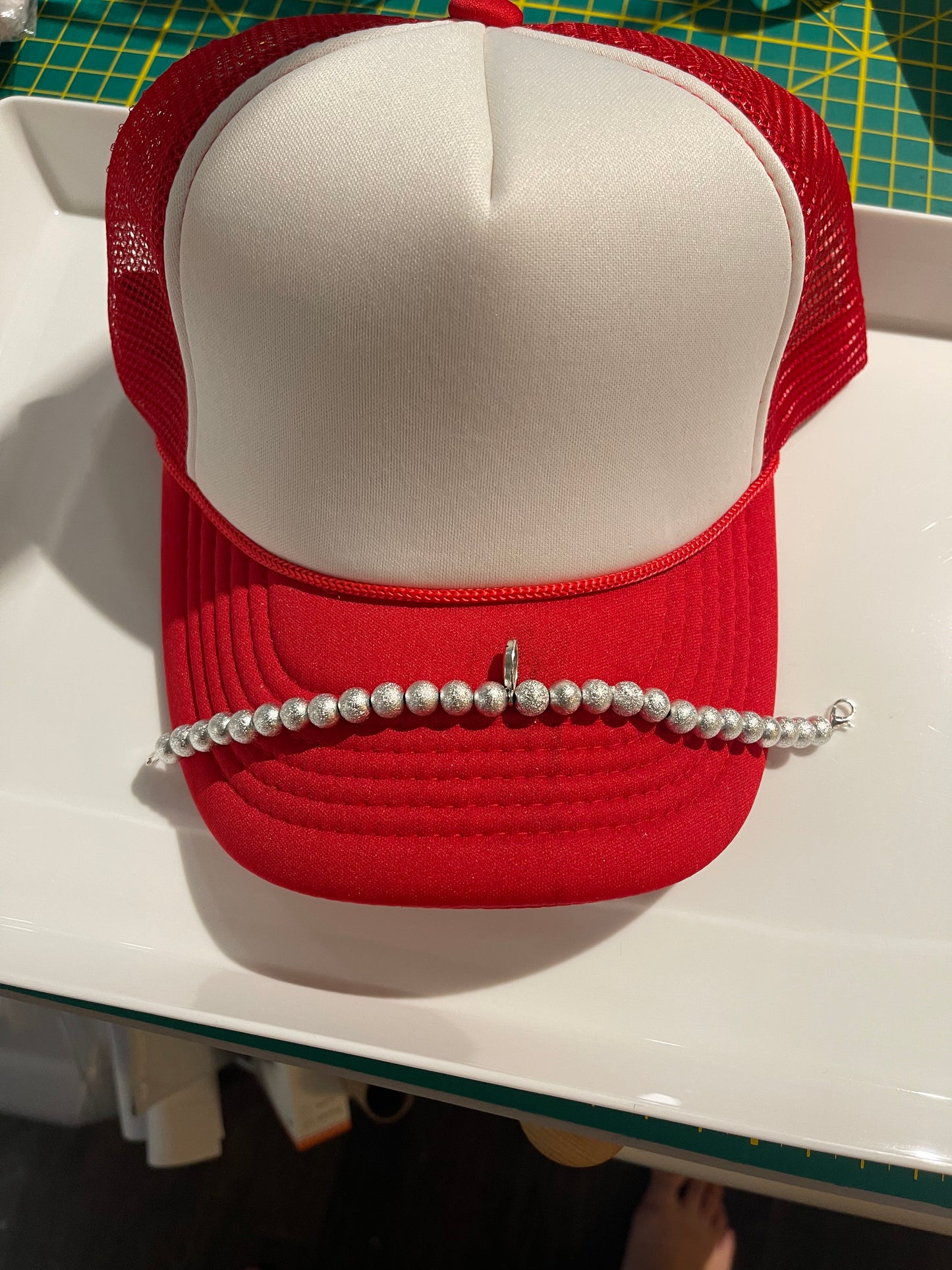 Hat Chain